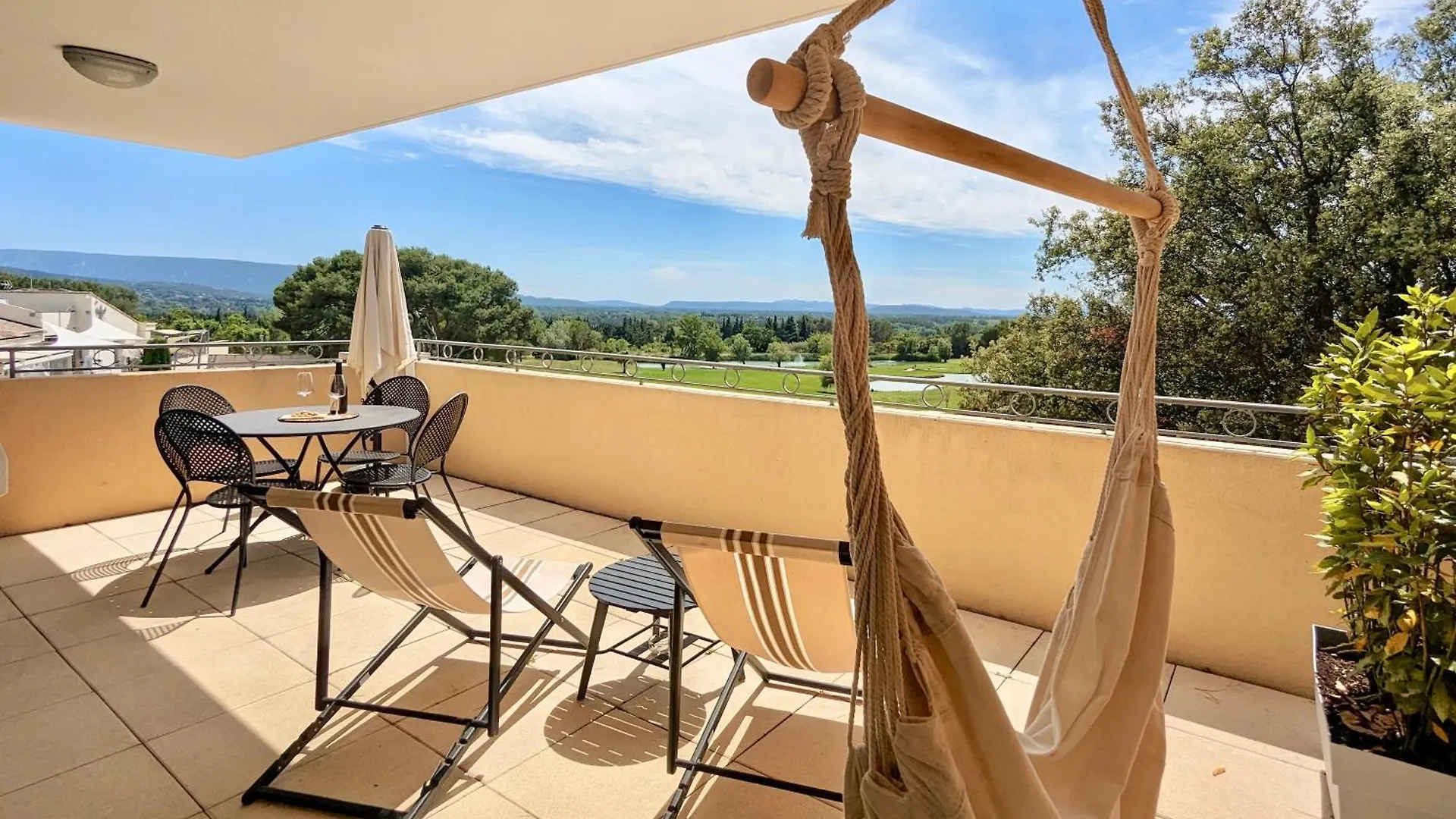 شقة Allura Golf Appartement Saumane-de-Vaucluse فرنسا